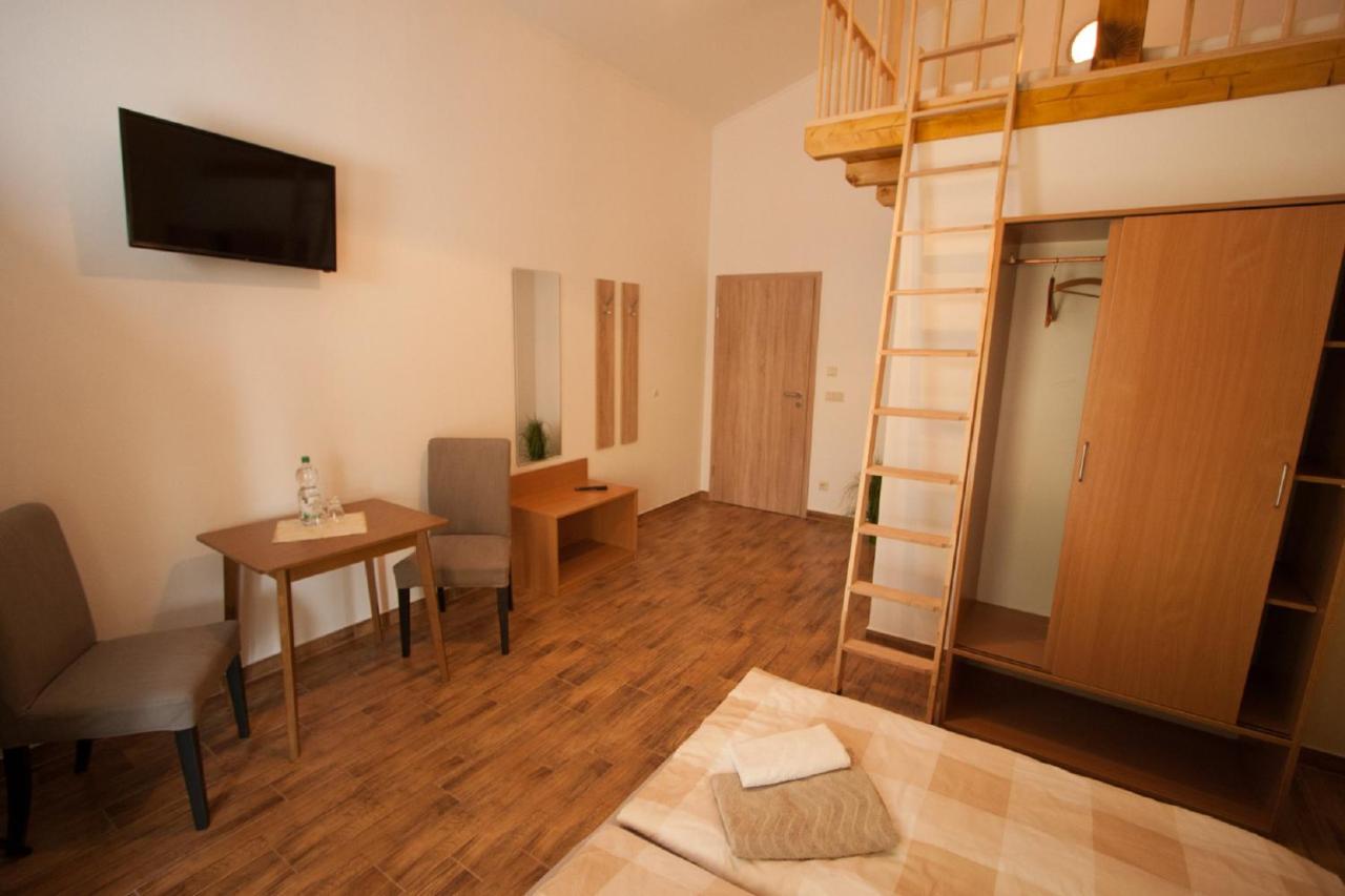 Pension Diener Nausslitz Exterior foto
