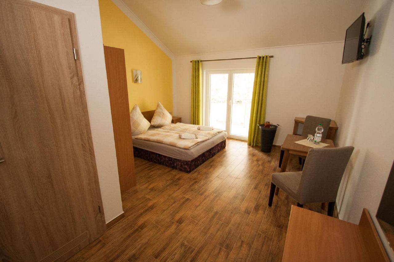 Pension Diener Nausslitz Exterior foto